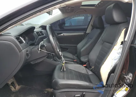 2014 Volkswagen Jetta Sel from USA, damaged, VIN 3VWL17AJ2EM256765